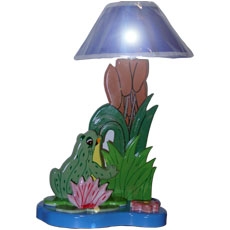 LAMPE GRENOUILLE BOIS /nnuphar